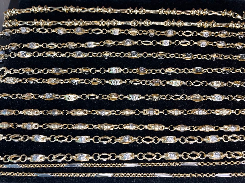 10 x Goldkette 585 Halskette 14K Medusa Königskette Goldring 18K in Berlin