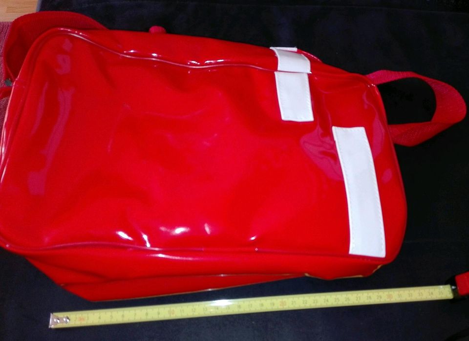 Coole rote Tasche Unisex eigentlich Kühltasche in Ulm