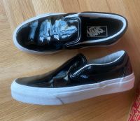 Vans Classic Slip-On schwarz weiß Gr. 36.5 Lack Turn-Schuhe Bayern - Karlskron Vorschau