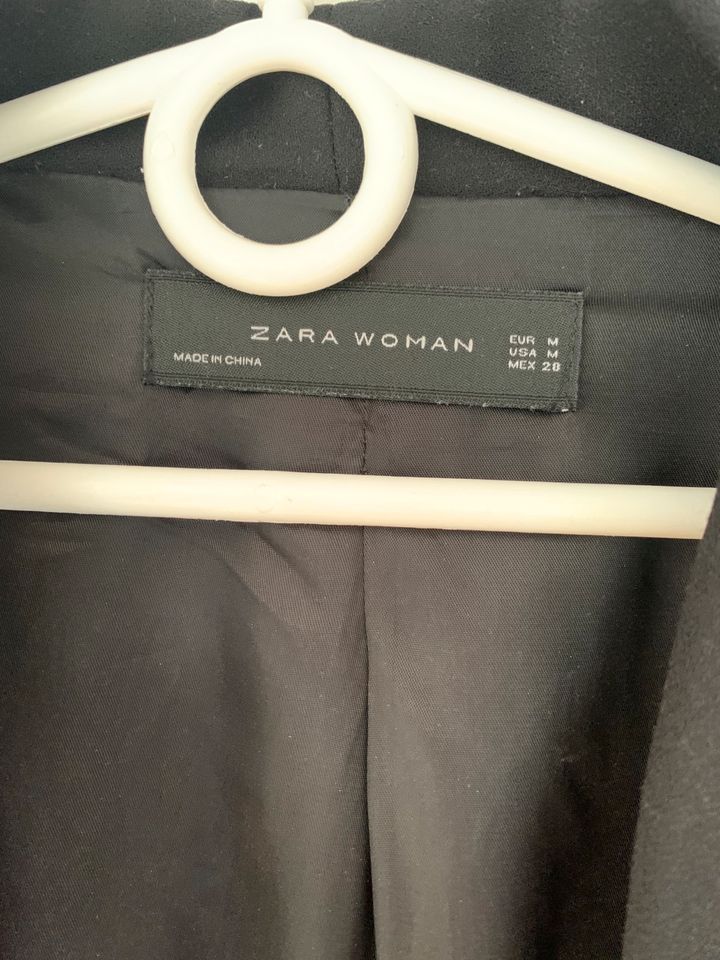 Zara Woman Blazer schwarz Größe M in Hannover