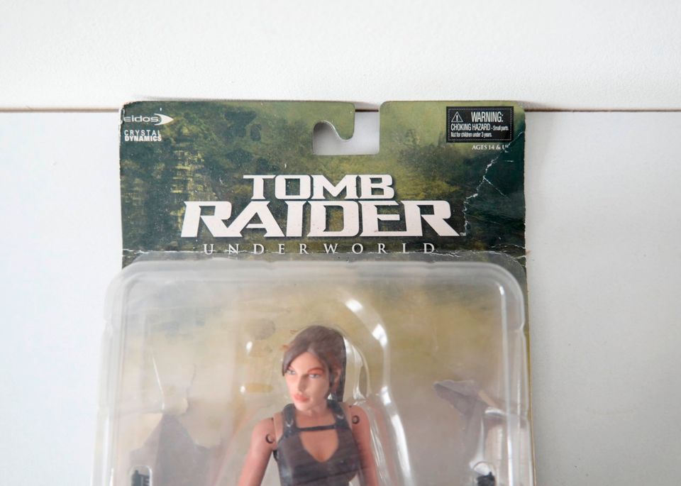 NECA TOMB RAIDER UNDERWORLD LARA CROFT Figur 18 cm in Wermelskirchen