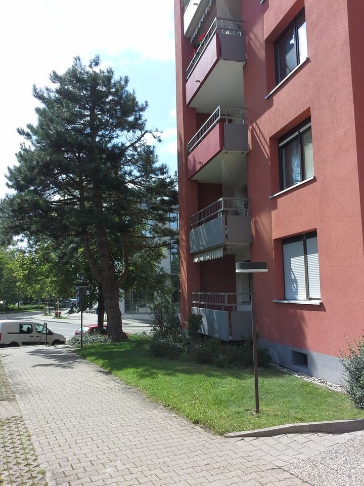 1-Zi. Studentenappartement Sonnige Aussichtslage,Sauna in der Nähe von FH/Goldschmiedeschule in Pforzheim