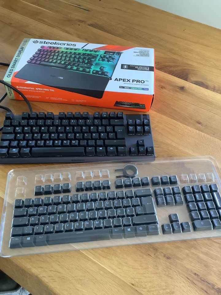 Steelseries Apex Pro TKL Gaming Tastatur in Lohr (Main)