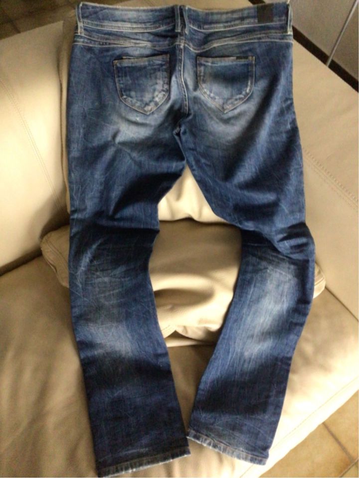 Guess Jeans Gr.38 in Meinhard