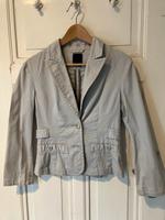 Schicker Blazer Vero Moda Größe 40 Hessen - Marburg Vorschau