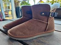 Winterboots mit Fell Niedersachsen - Stolzenau Vorschau