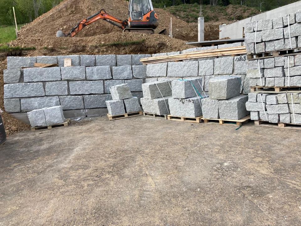 Granit Mauer, Pflaster, BLOCKSTUFEN, PLATTEN 24 Tonnen in Pomßen