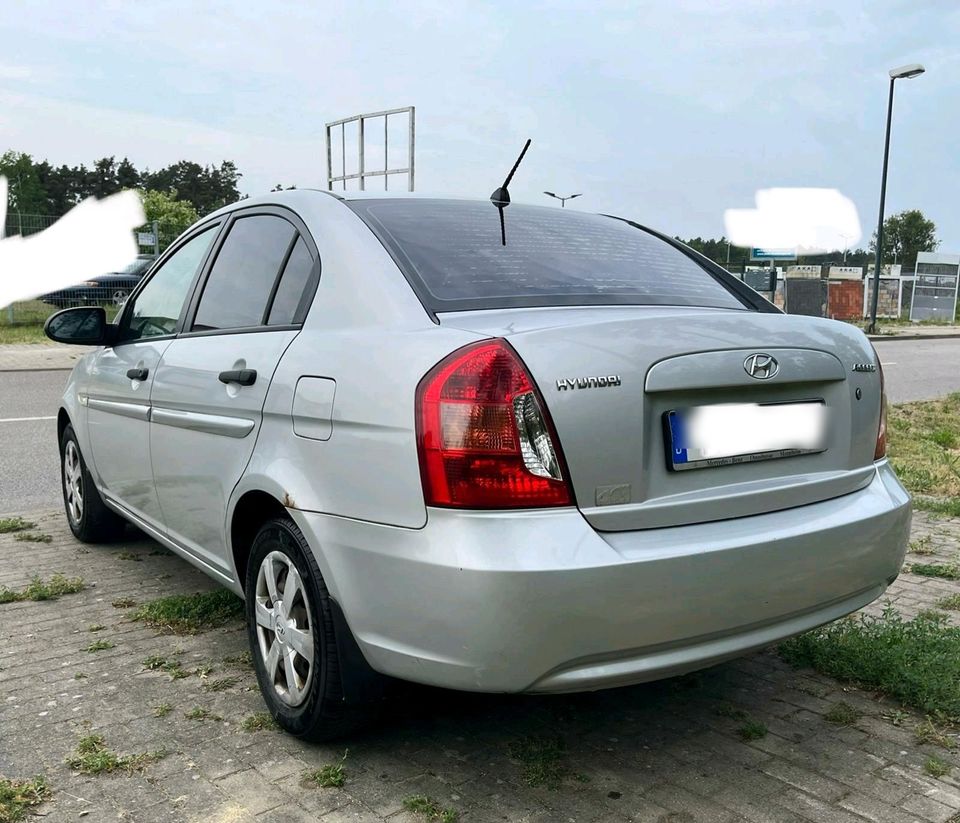 Hyundai accent 1,4 in Fürstenwalde (Spree)