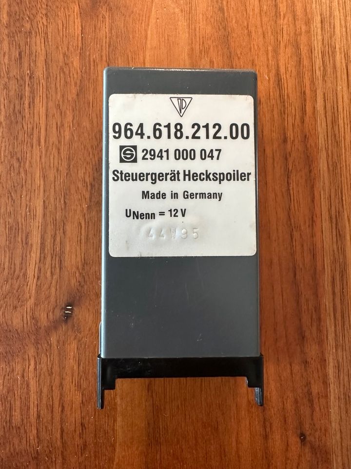 Porsche Steuergerät Heckspoiler 964.618.212.00 in Vollstedt