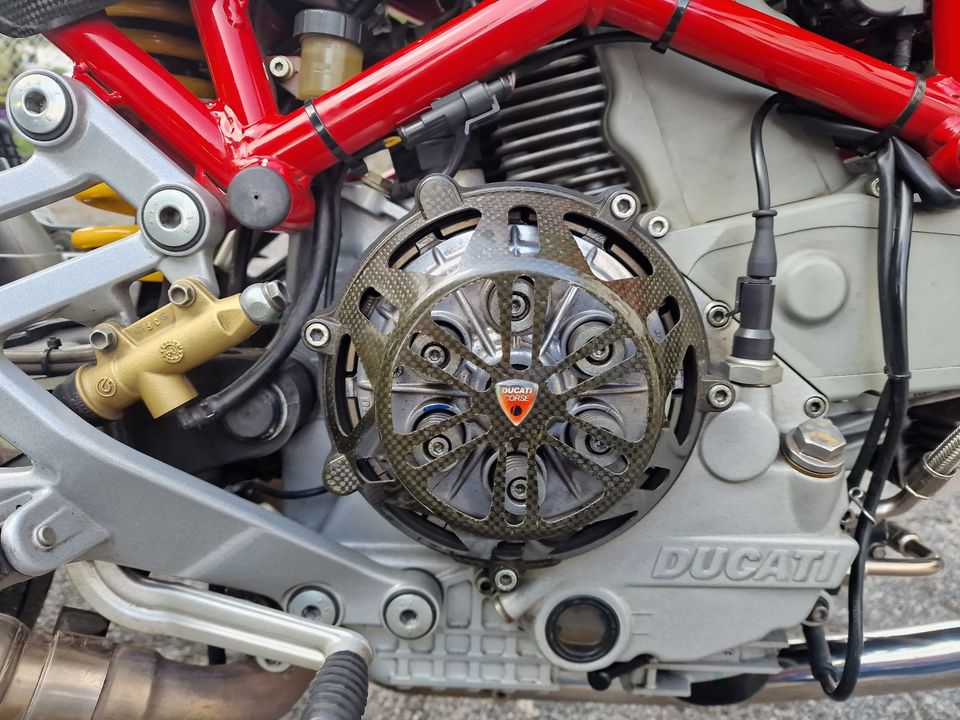 Ducati Monster 1000 in Bad Laasphe