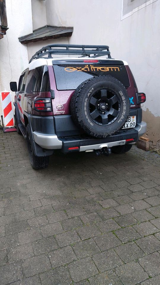 Toyota FJ Cruiser Automatic 4.0 l, 4WD, LPG Gassanlage in Meersburg