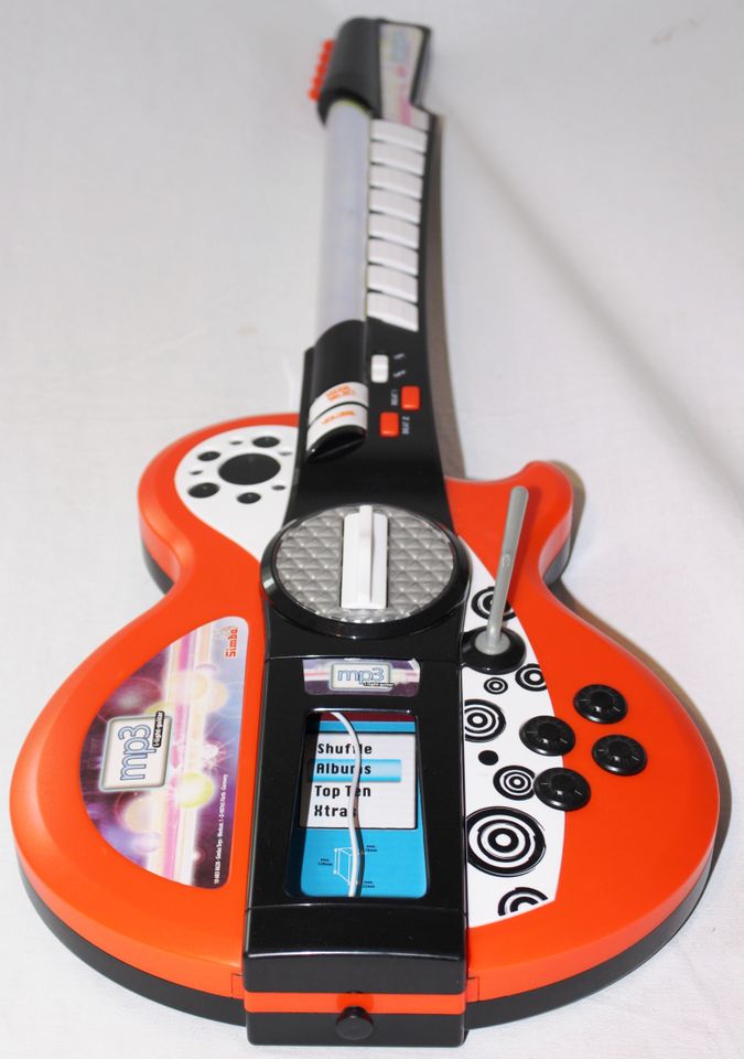 Simba leichte Gitarre - MP3-fähig- Lichteffekte -66cm-ab 6 Jahre in Edemissen