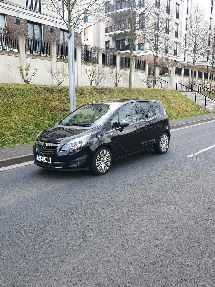 Opel mariva automatik in Frankfurt am Main