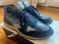 Valentino Garavani  Sneaker Größe 42 aus Erstbesitz NP 610€ Baden-Württemberg - Heidelberg Vorschau