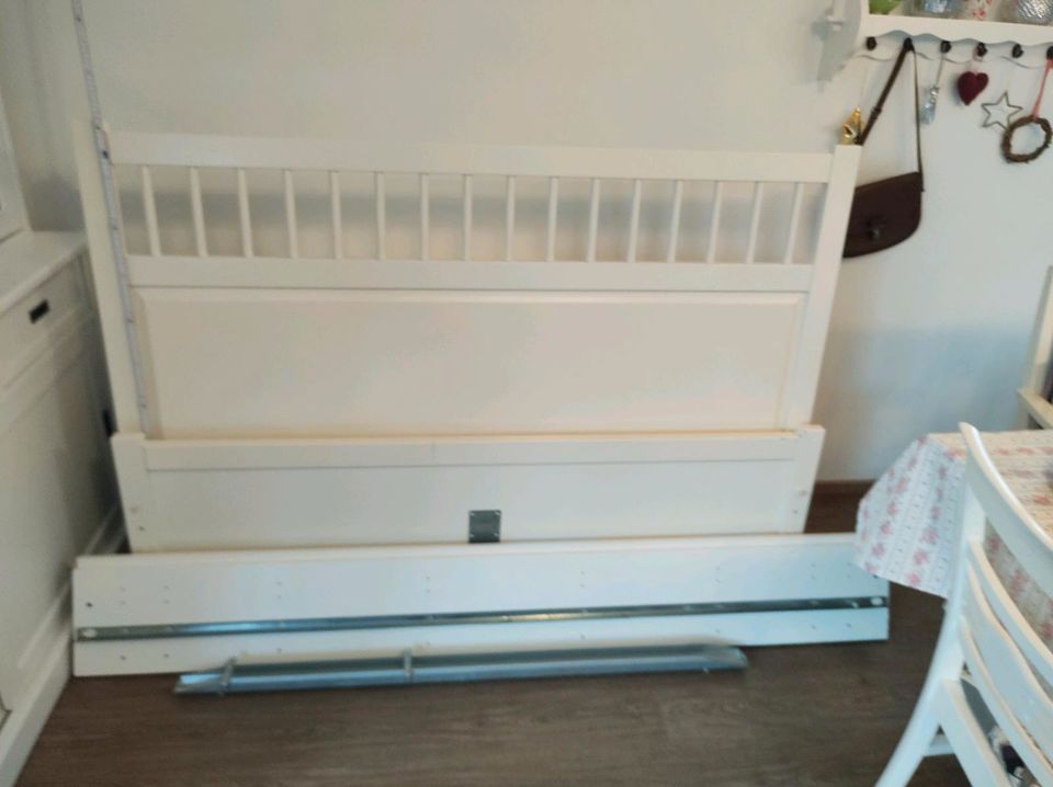 Bett Ikea Hemnes 160 in Pinneberg