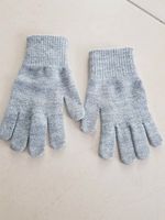 Handschuhe mit Glitzergarn H&M für 9-12 Jährige Hessen - Bad Soden am Taunus Vorschau