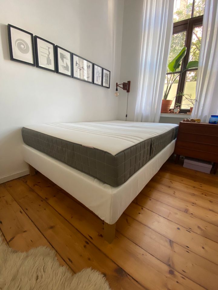 Ikea Espevär Hövag Boxspring Bett 1,40x2 weiß Neupreis 608€ in Krefeld