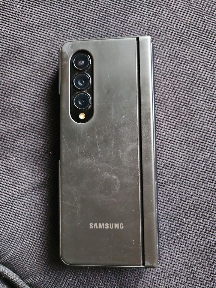 Samsung Galaxy Z4 Fold 512GB Schwarz in Stühlingen