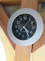 Uhr batteriebetrieben funktioniert einwandfrei Durchmesser 17,5cm Bayern - Gersthofen Vorschau