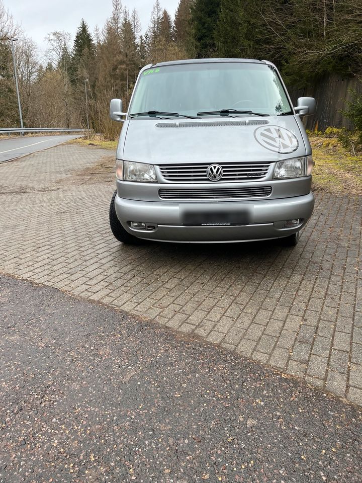 VW T4 Caravelle TÜV 02/26 mit Standheizung in Neuhaus