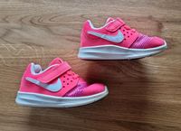 Nike Turnschuhe Gr.23,5 Hessen - Friedewald Vorschau