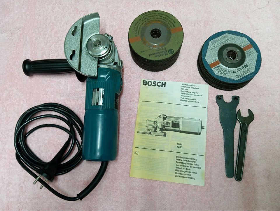 Bosch Professional 0 601 337 003 elektrischer Winkelschleifer, in Neustadt an der Weinstraße