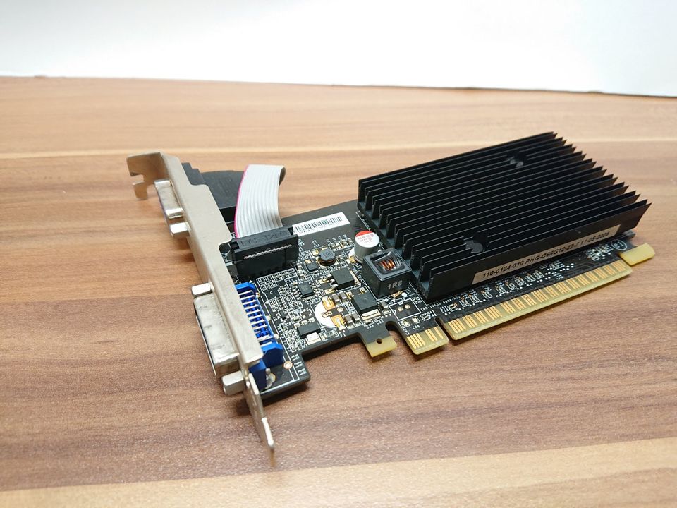 PCIe Grafikkarte MSI MS-V206 GeForce 8400 GS 256 MB DDR2 DVI VGA in Auerbach (Vogtland)