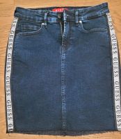 Jeansrock von  Guess  Gr. S ☆Inklusive Versand ☆ Baden-Württemberg - Fellbach Vorschau