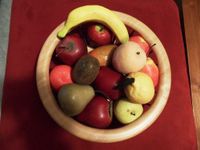 Sehr schönes Deko Obst - Äpfel, Kiwi, Mandarine etc... Saarland - Völklingen Vorschau