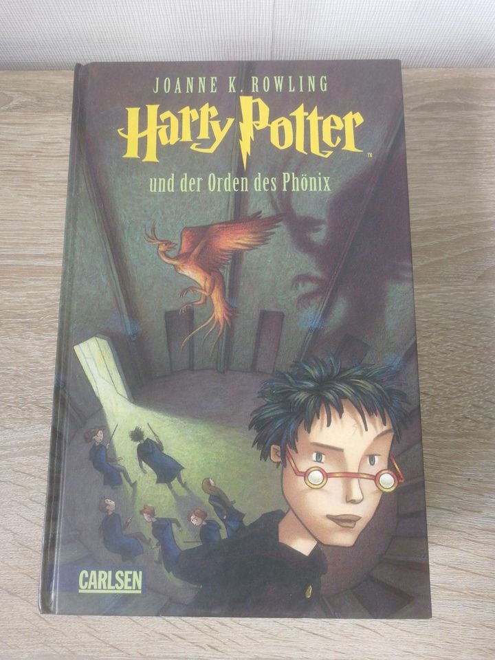 Buch "Harry Potter und der Orden des Phönix" in Höpfingen