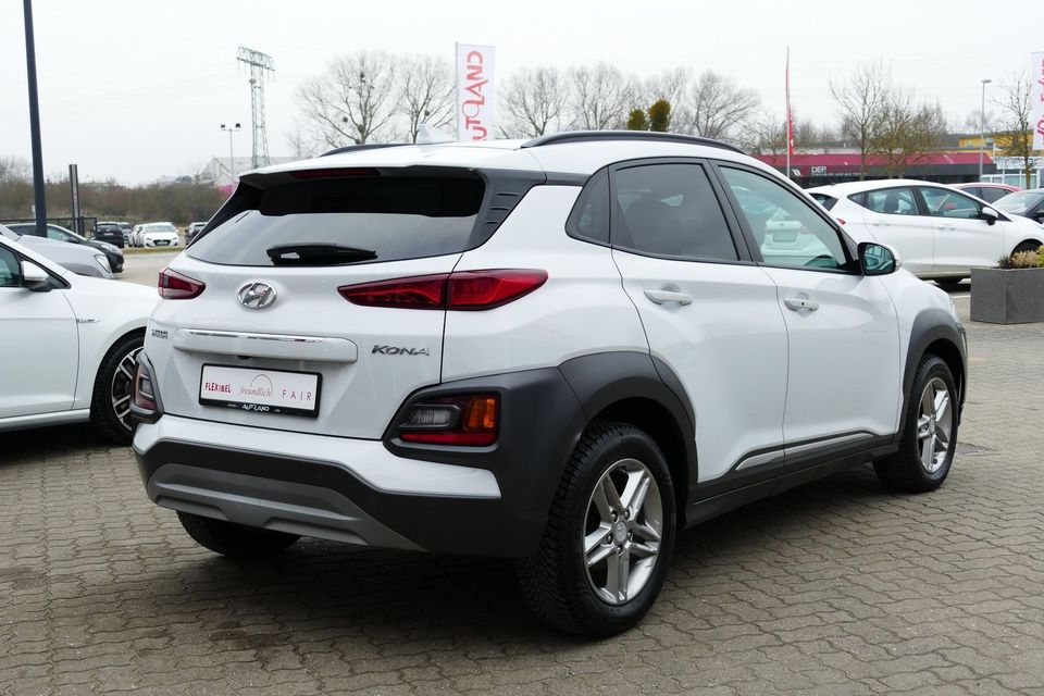 Hyundai Kona 1.0 LED Kamera Navi Allwetter HUD SHZ in Greifswald