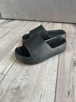 Platform Slippers Hausschuhe Badeschue gr.38 Thüringen - Suhl Vorschau