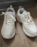 Puma Sneaker Schuhe Damen cremeweiß Gr. 38 sehr guter Zustand Niedersachsen - Ankum Vorschau