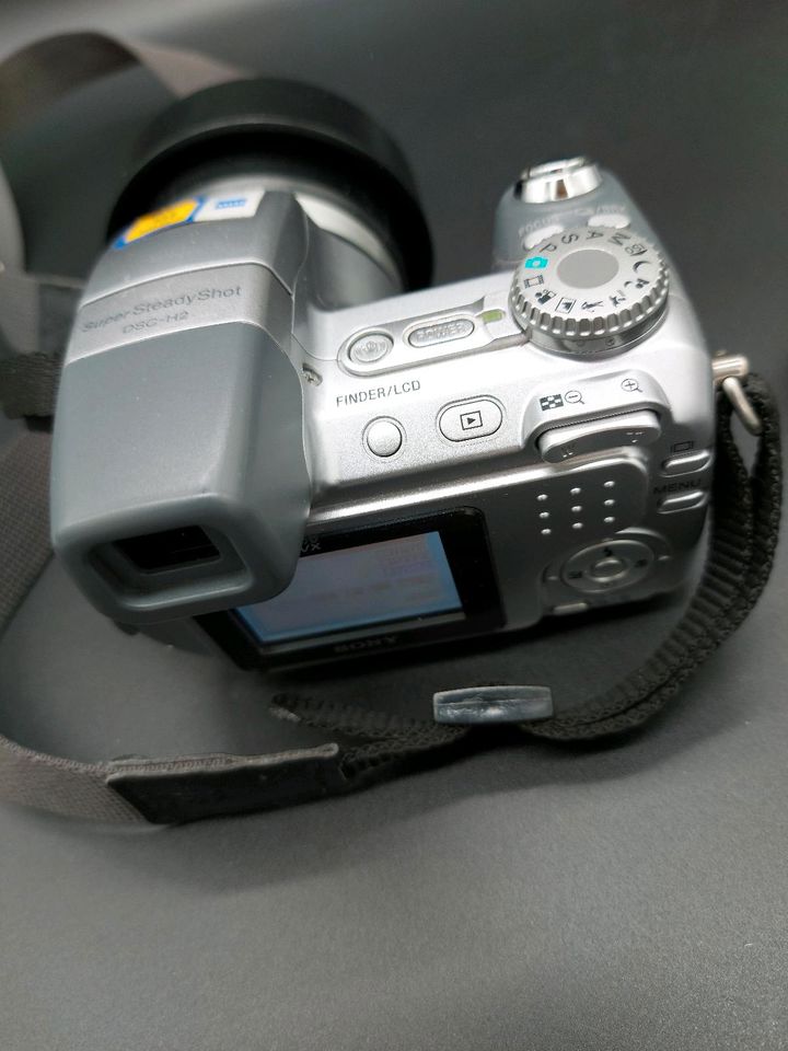 Sony Super Steady Shot DSC - H2 Digital Kamera in Kiel