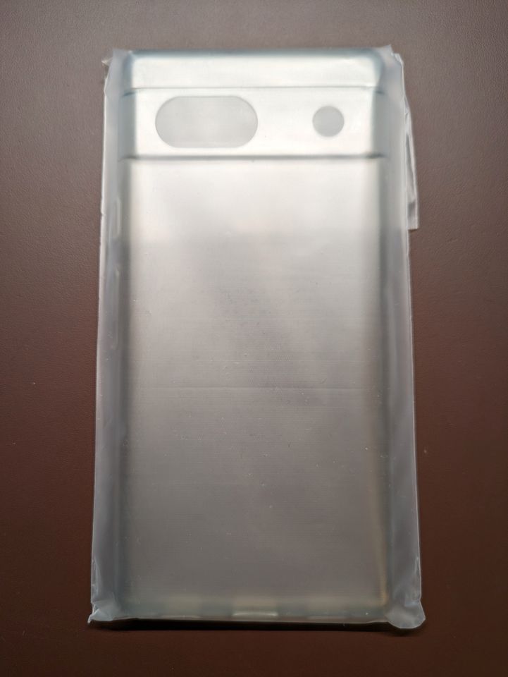 Handyhülle transparent von Hama für Google Pixel 7a in Kiel