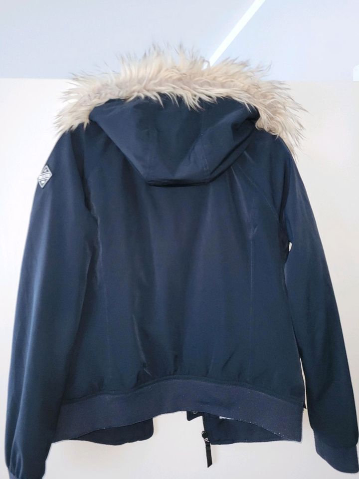 Jacke von Hollister, Gr. M in Trier