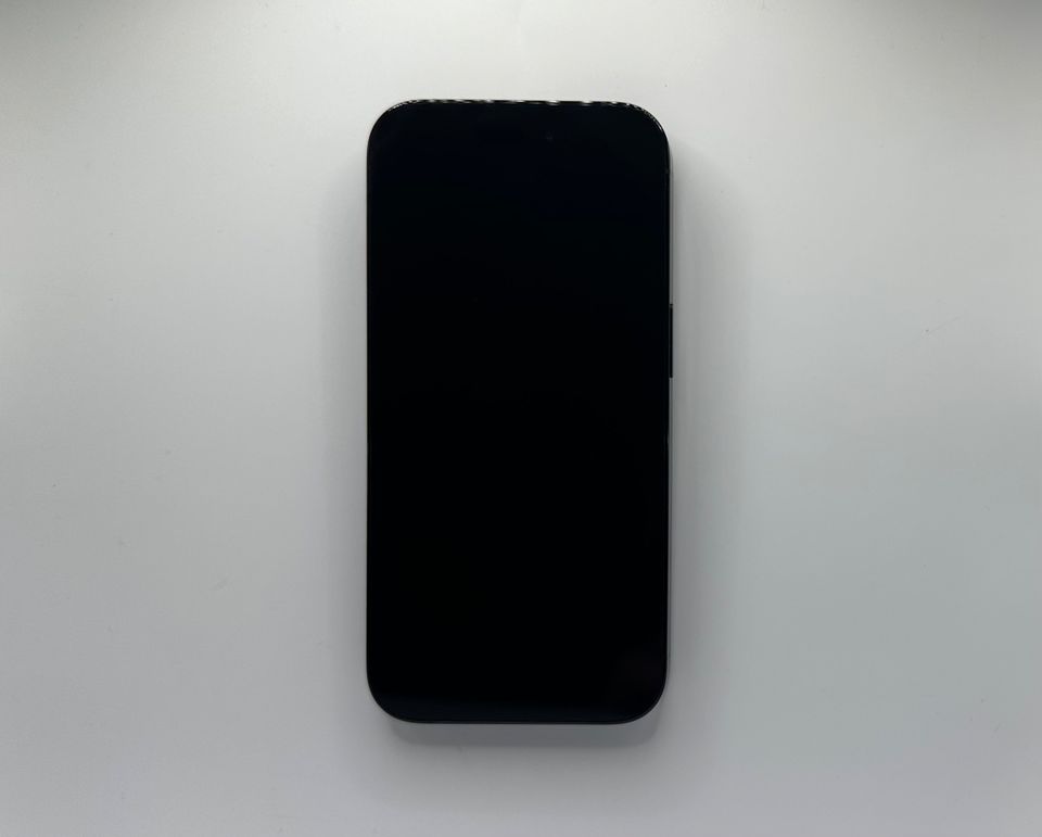 Apple iPhone 14 Pro 256GB Space Schwarz / Wie Neu in Dresden