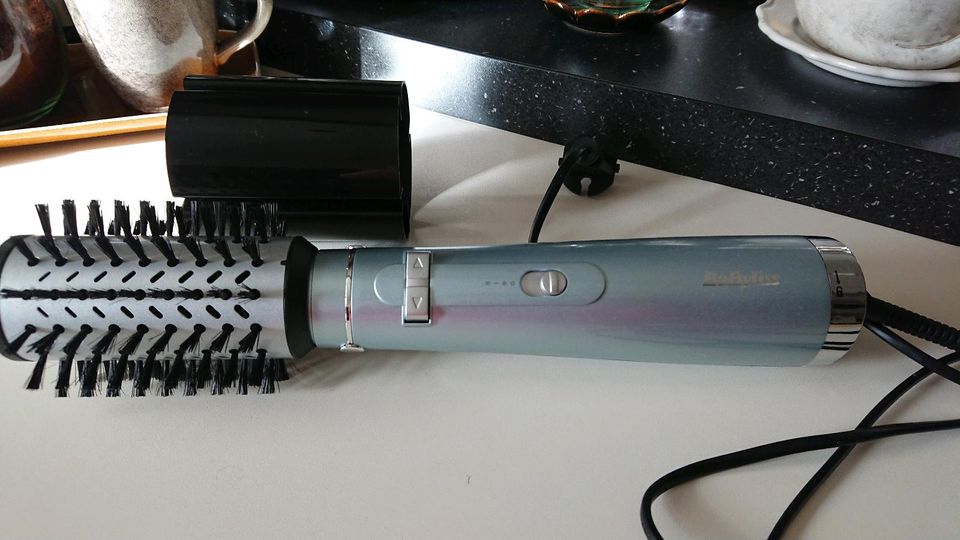 Föhn Bürste Hydro-Fusion Air Styler von BaByliss in Lutherstadt Wittenberg