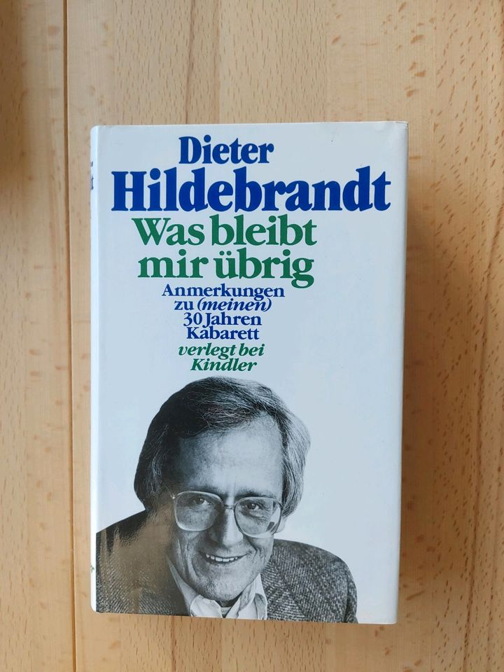 Buch Was bleibt mir übrig von Dieter Hildebrandt in Bad Harzburg