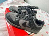 NIKE DUNK LOW ROSEN MUSTER (größten stehen unten) Hessen - Marburg Vorschau