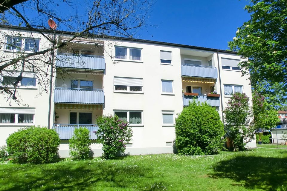 Im grünen liegendes Schmuckstück - 3-Zimmerwohnung in zentraler Lage mit Einzelgarage in Friedrichshafen