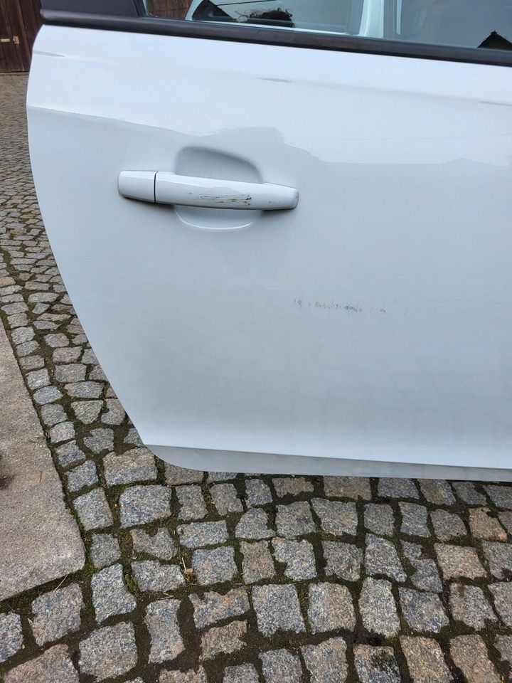 Opel Corsa 1.4 Edition in Panschwitz-Kuckau