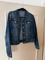 Jeansjacke blau Nordrhein-Westfalen - Bergneustadt Vorschau