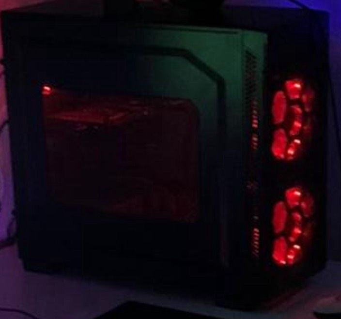 Gaming-PC Hyrican Striker red 6475 PCK06475 in Bochum