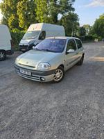 Auto  Renault Berlin - Pankow Vorschau