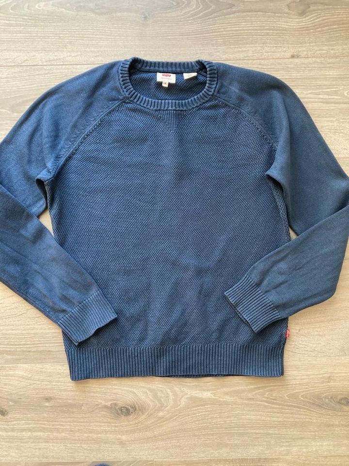 Levi’s Levis Herren Pullover Pulli, Gr. S, blau dunkelblau in Remscheid