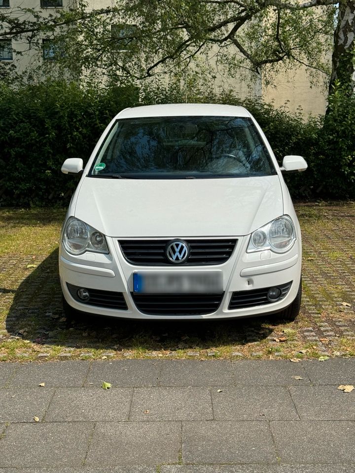 VW Polo 1.2 Benziner in Köln