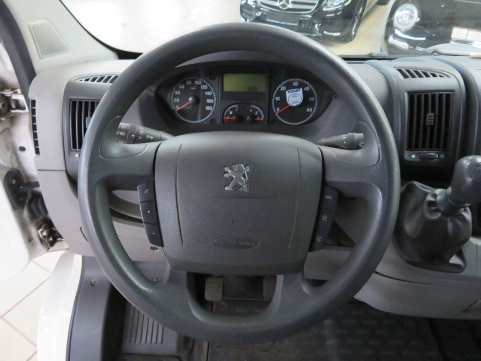 Peugeot Boxer HDi L2H2 *9-Sitzer* in Frohburg