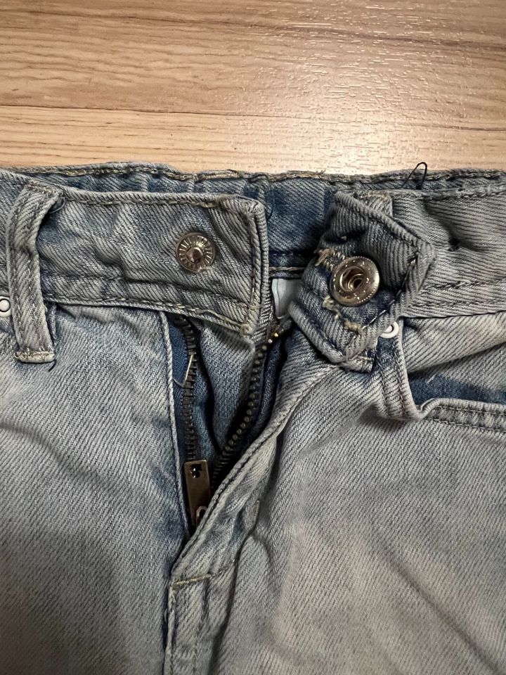 Jeansrock hellblau von H&M, Größe 110 in Emmendingen