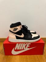 Nike Air Jordan 1 High Crimson Tint 44 Thüringen - Erfurt Vorschau